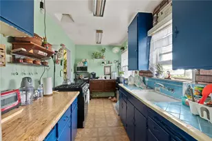 12323 Edgebrook Ave, Lynwood, CA 90262 - Photo 17