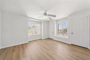 23260 Joaquin Ridge Dr, Murrieta, CA 92562 - Photo 9