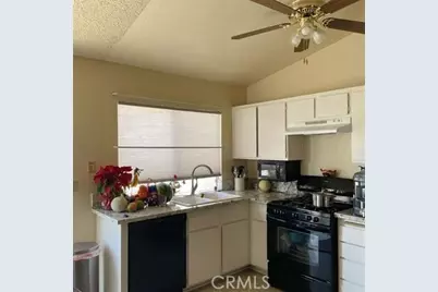 1462 Apple Creek Drive, Perris, CA 92571 - Photo 5