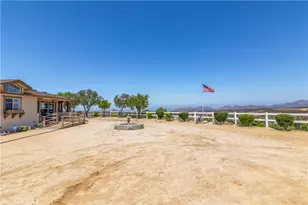 39597 Calle Escalona, Temecula, CA 92592 - Photo 9