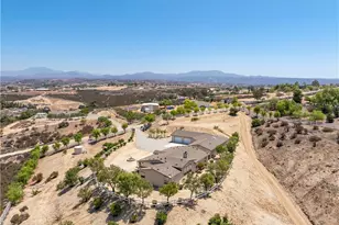 39597 Calle Escalona, Temecula, CA 92592 - Photo 45