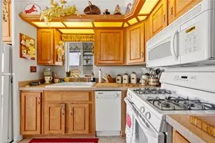 32000 Riverside Dr, Lake Elsinore, CA 92530 - Photo 19