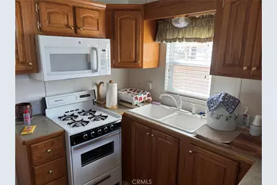 1295 S Cawston Avenue #143, Hemet, CA 92545 - Photo 5