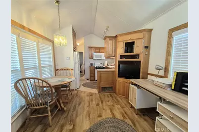 1295 S Cawston Avenue #143, Hemet, CA 92545 - Photo 15