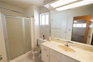 332 N Lyon, Hemet, CA 92543 - Photo 15