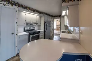 332 N Lyon, Hemet, CA 92543 - Photo 3