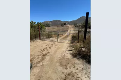 45775 Red Mountain Road, Hemet, CA 92544 - Photo 9