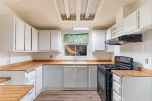 1097 N State St, Hemet, CA 92543 - Photo 3