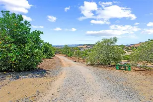 38193 Via Huerta, Murrieta, CA 92562 - Photo 57