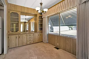 725 W Thornton Ave, Hemet, CA 92543 - Photo 9