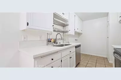 28491 Via Princesa #B, Murrieta, CA 92563 - Photo 5