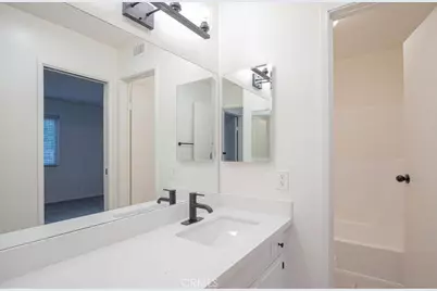 28491 Via Princesa #B, Murrieta, CA 92563 - Photo 11