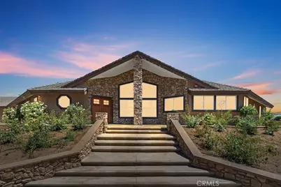 37789 Avenida La Cresta, Murrieta, CA 92562 - Photo 9