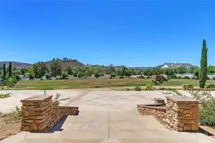 37789 Avenida La Cresta, Murrieta, CA 92562 - Photo 13