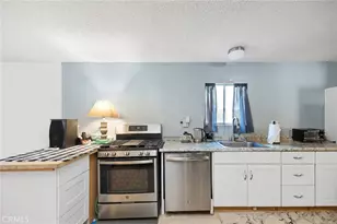 40399 Denise Rd, Temecula, CA 92544 - Photo 41