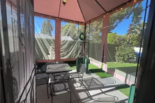 17652 W Murphy Ln, Northridge, CA 91325 - Photo 13