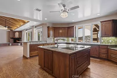 38075 Via Majorca, Murrieta, CA 92562 - Photo 9