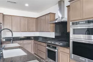 750 Green Ct, Perris, CA 92571 - Photo 3