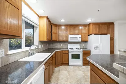 39010 E Benton Road, Temecula, CA 92592 - Photo 15