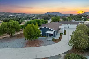 39010 E Benton Rd, Temecula, CA 92592 - Photo 27