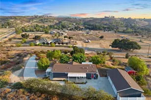 39010 E Benton Rd, Temecula, CA 92592 - Photo 47