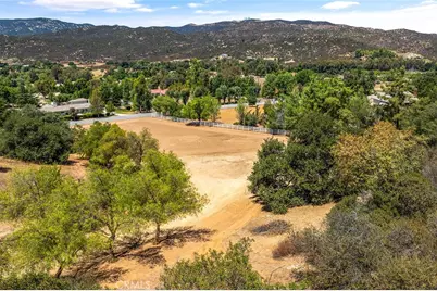 19750 Avenida Rosella, Murrieta, CA 92562 - Photo 53