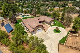 19750 Avenida Rosella, Murrieta, CA 92562 - Photo 55