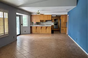 18965 Siskiyou Rd, Apple Valley, CA 92307 - Photo 5