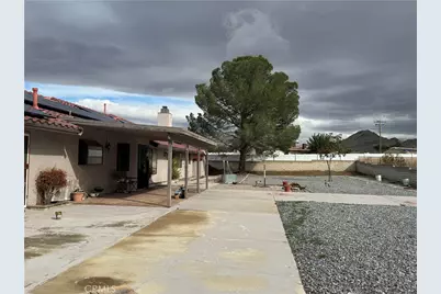 18965 Siskiyou Road, Apple Valley, CA 92307 - Photo 25