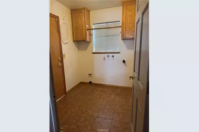 18965 Siskiyou Road, Apple Valley, CA 92307 - Photo 11