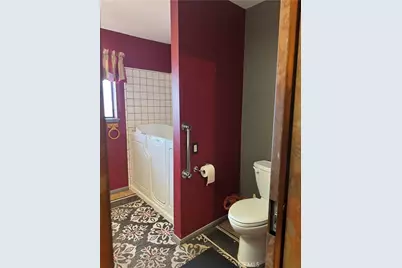18965 Siskiyou Road, Apple Valley, CA 92307 - Photo 19