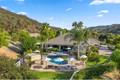 39898 Via Sereno, Murrieta, CA 92562 - Photo 7