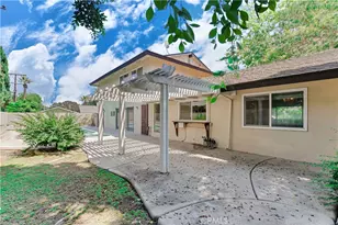 687 Locust St, Corona, CA 92879 - Photo 39