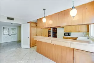 687 Locust St, Corona, CA 92879 - Photo 17