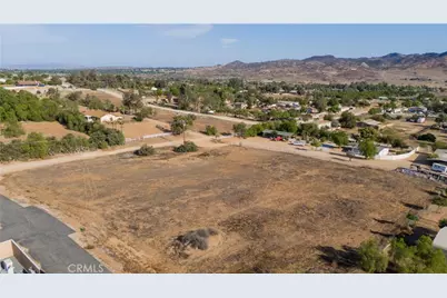 18623 Birch Street, Perris, CA 92570 - Photo 9