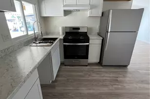 260 N Lyon Ave, Hemet, CA 92543 - Photo 1