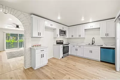 23214 Orange Avenue #7, Lake Forest, CA 92630 - Photo 7