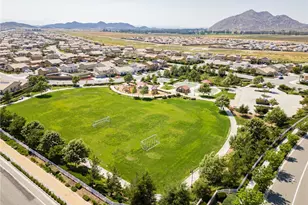 29550 Woodcreek Trl, Winchester, CA 92596 - Photo 47