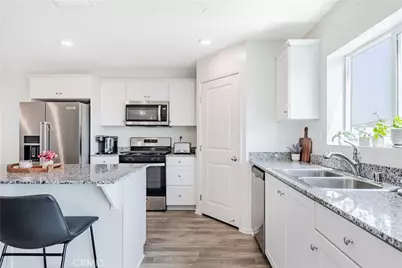 30779 Le Baron Court, Winchester, CA 92596 - Photo 11