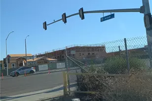 35960 Arendt Ln, Murrieta, CA 92563 - Photo 3