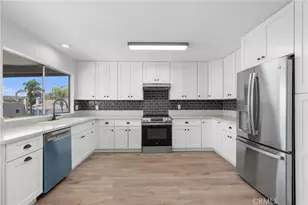 22587 Canyon Lake Dr, Canyon Lake, CA 92587 - Photo 11