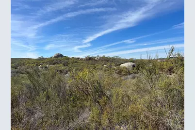 35250 Willow Creek Road, Hemet, CA 92544 - Photo 5