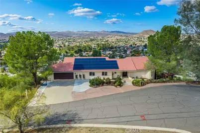 30990 Blackhorse Drive, Canyon Lake, CA 92587 - Photo 3