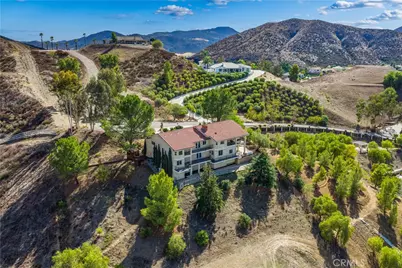 30990 Blackhorse Drive, Canyon Lake, CA 92587 - Photo 9