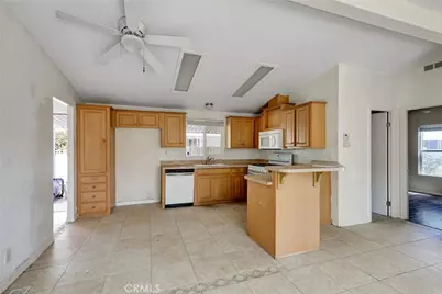 995 Santa Teresa Way, Hemet, CA 92545 - Photo 7