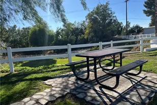 42751 E Florida Ave, Hemet, CA 92544 - Photo 33