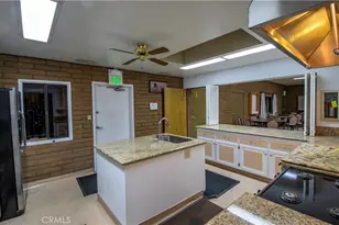 1525 W Oakland Ave, Hemet, CA 92543 - Photo 47