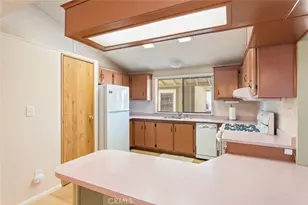 28900 Via La Espalda, Murrieta, CA 92563 - Photo 9