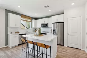 26307 Gentry Ave, Corona, CA 92883 - Photo 5