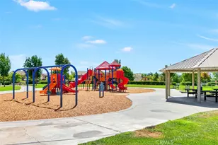 32051 Clear Springs Dr, Winchester, CA 92596 - Photo 51